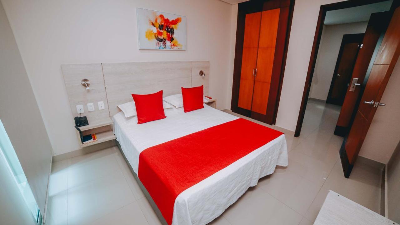 Hotel Seven Монтерия Экстерьер фото