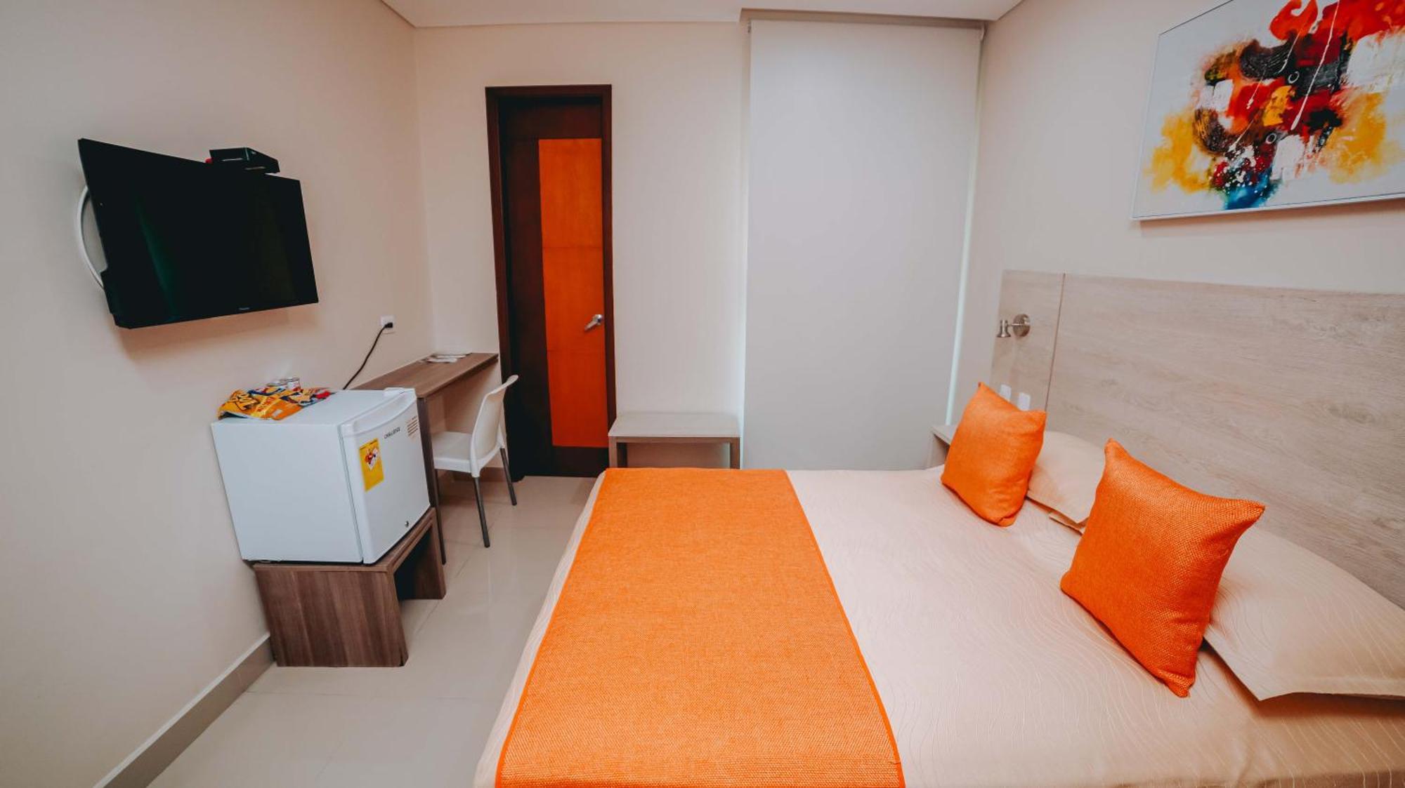 Hotel Seven Монтерия Экстерьер фото